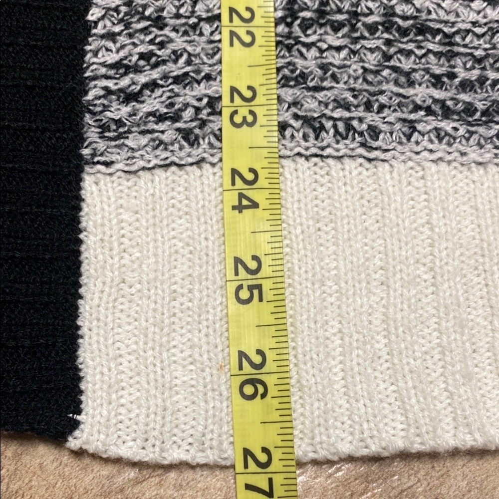 Black and White Striped Medium Cardigan Sweater Collegiate Fall Office - Picture 6 of 14